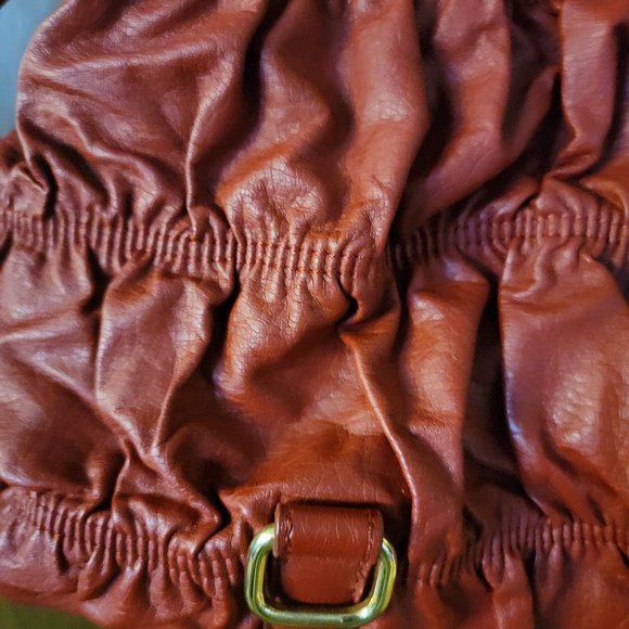 JM Collection New York RED Leather Bag - Picture 5 of 16